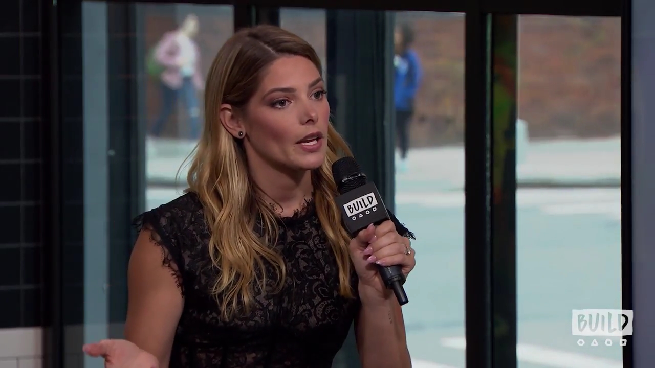 Ashley-Greene-dot-nl_2018AOLBuildSeries0776.jpg