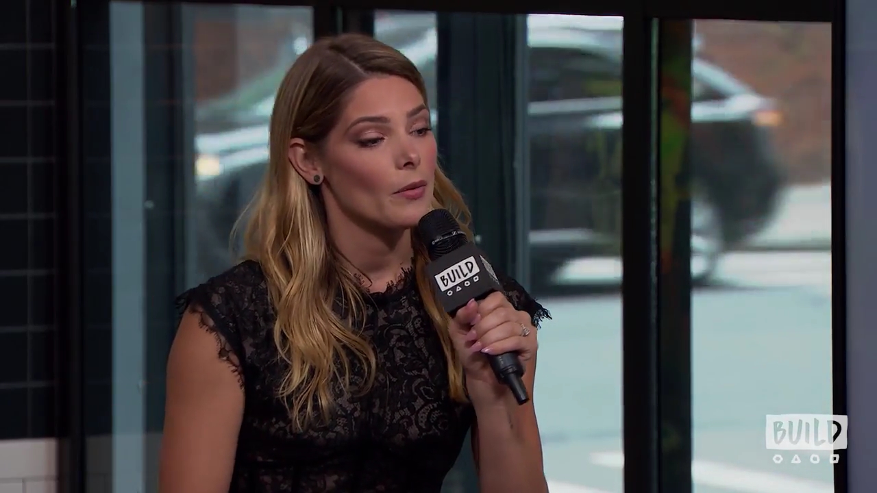Ashley-Greene-dot-nl_2018AOLBuildSeries0777.jpg
