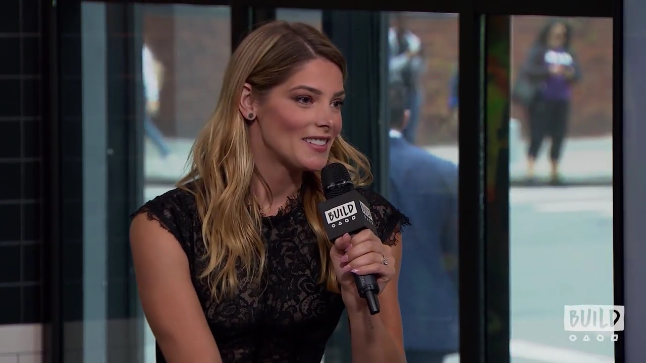 Ashley-Greene-dot-nl_2018AOLBuildSeries0800.jpg