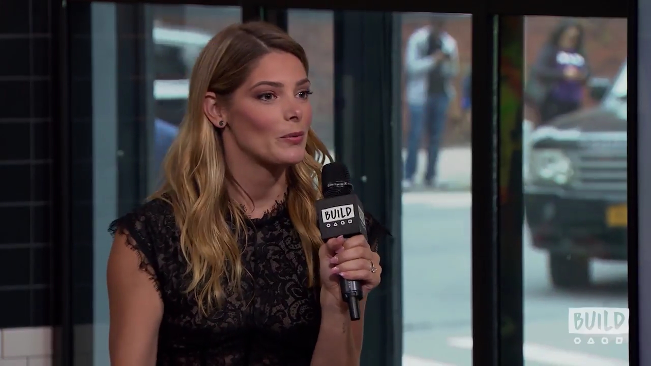 Ashley-Greene-dot-nl_2018AOLBuildSeries0804.jpg