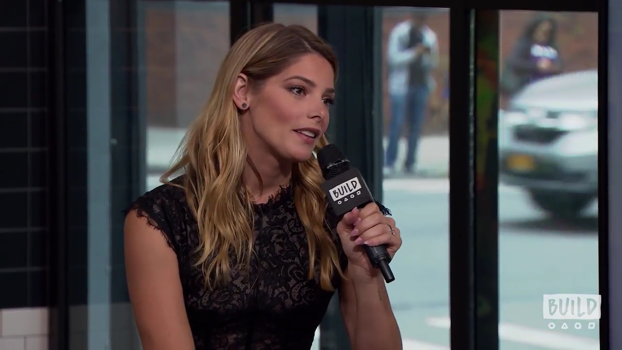 Ashley-Greene-dot-nl_2018AOLBuildSeries0806.jpg