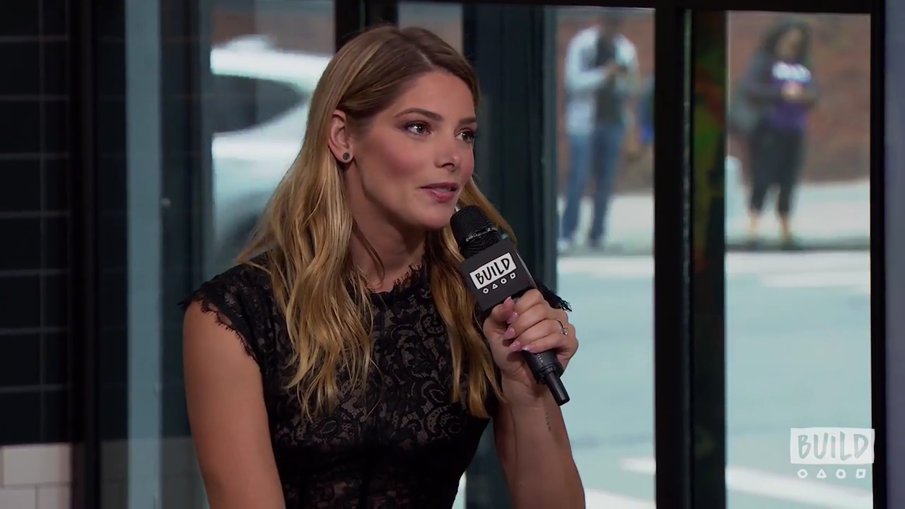 Ashley-Greene-dot-nl_2018AOLBuildSeries0807.jpg