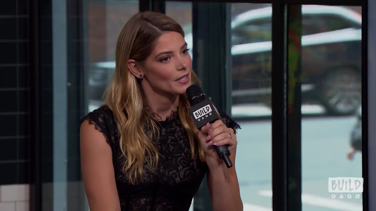 Ashley-Greene-dot-nl_2018AOLBuildSeries0810.jpg