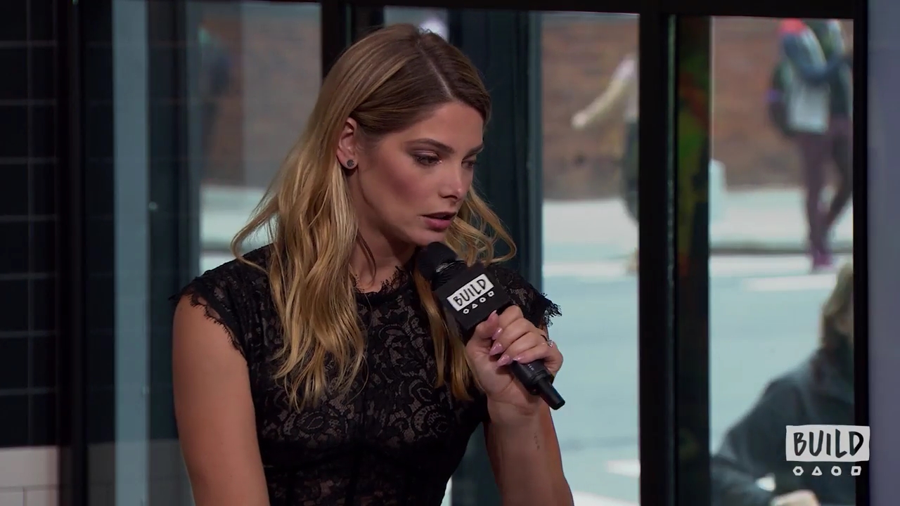 Ashley-Greene-dot-nl_2018AOLBuildSeries0820.jpg