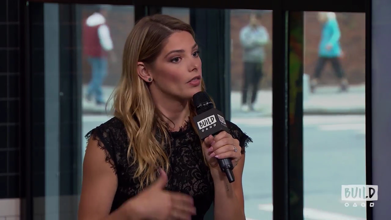 Ashley-Greene-dot-nl_2018AOLBuildSeries0868.jpg