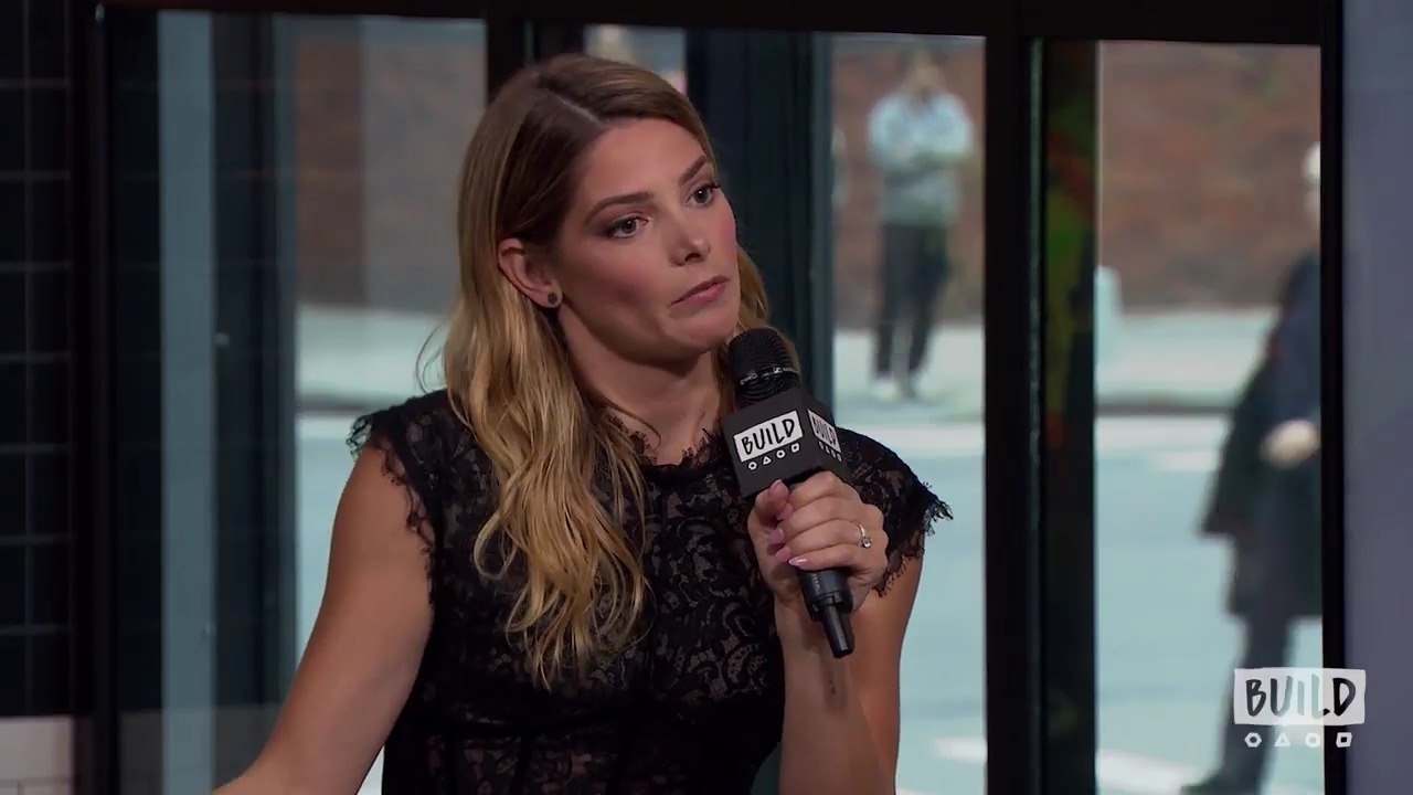 Ashley-Greene-dot-nl_2018AOLBuildSeries0878.jpg