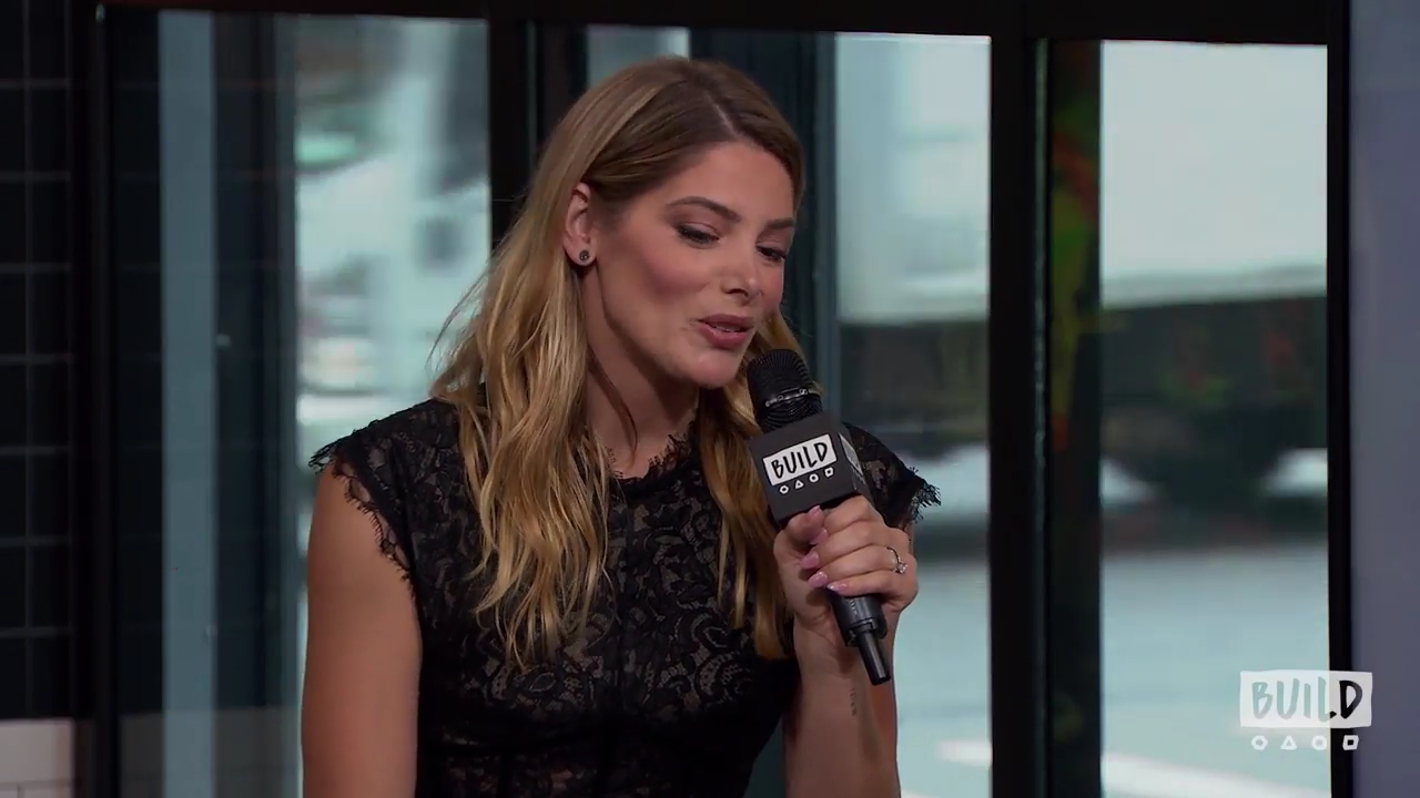 Ashley-Greene-dot-nl_2018AOLBuildSeries0882.jpg
