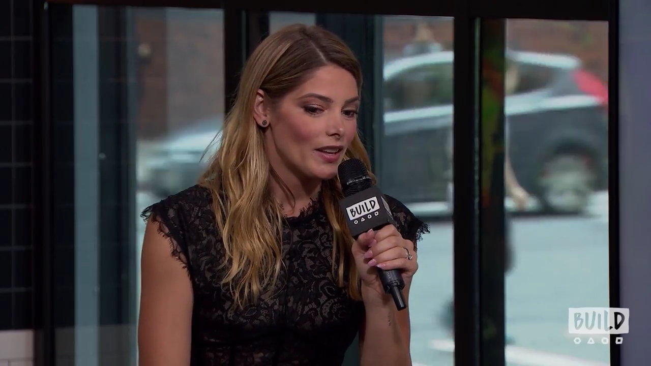 Ashley-Greene-dot-nl_2018AOLBuildSeries0884.jpg