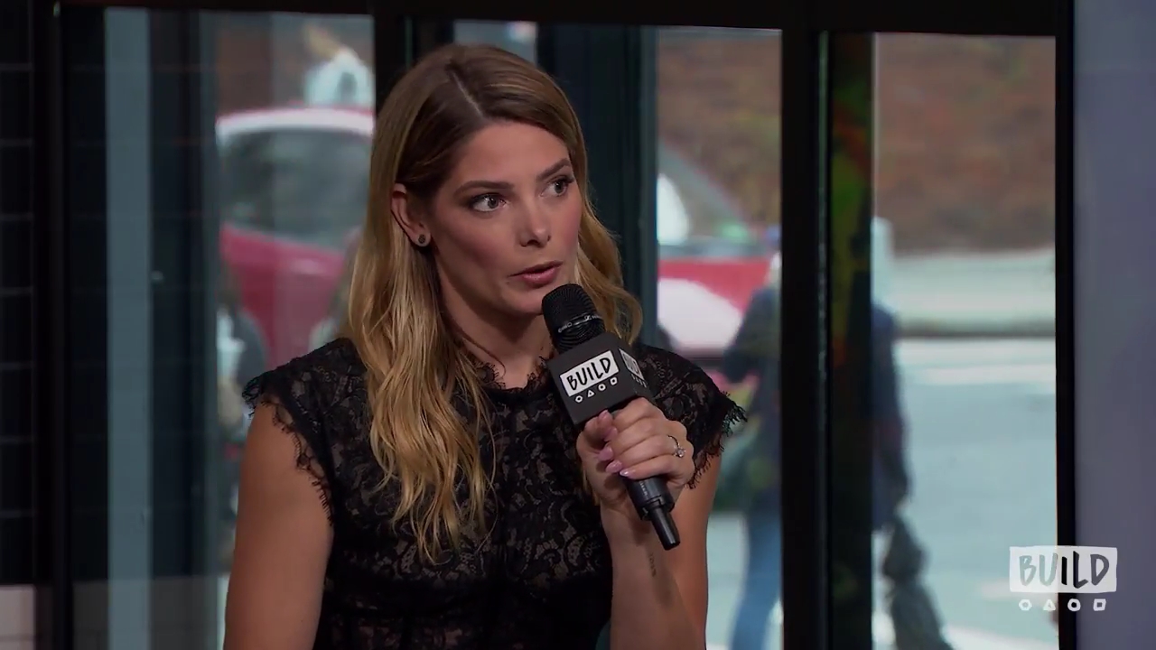 Ashley-Greene-dot-nl_2018AOLBuildSeries0924.jpg
