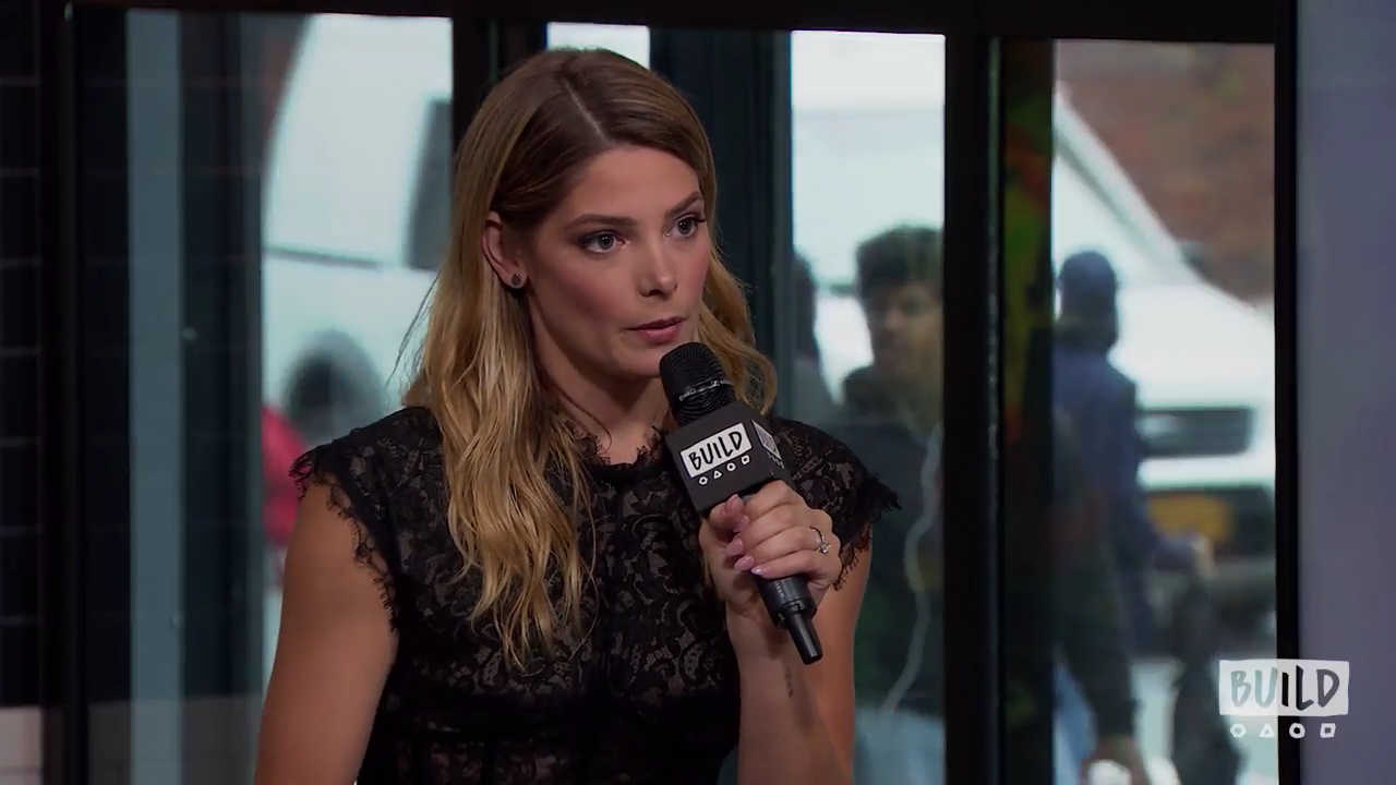 Ashley-Greene-dot-nl_2018AOLBuildSeries0926.jpg