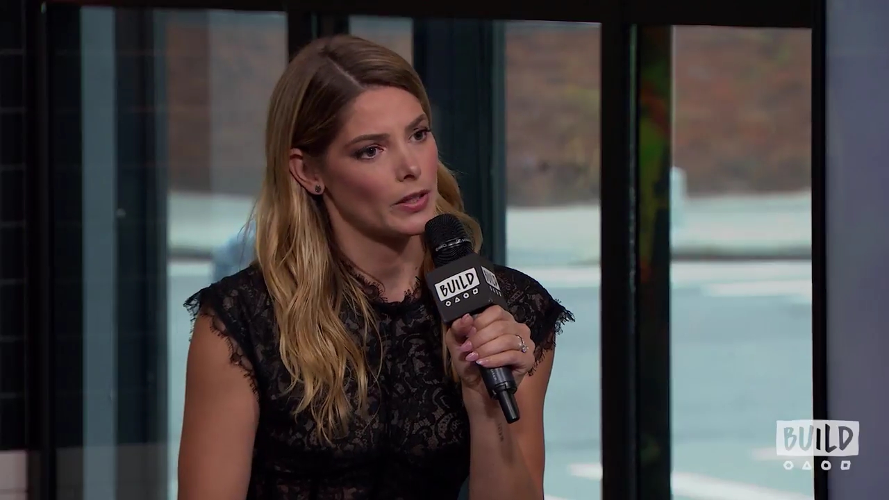 Ashley-Greene-dot-nl_2018AOLBuildSeries0936.jpg
