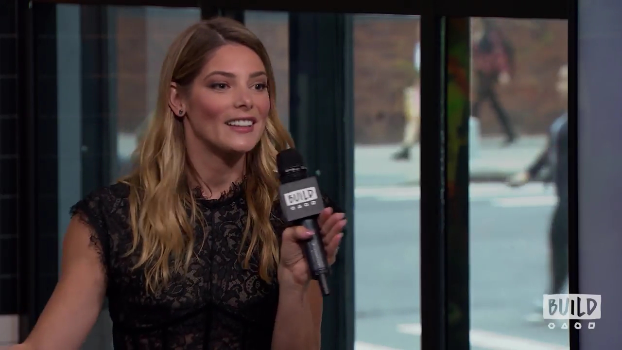 Ashley-Greene-dot-nl_2018AOLBuildSeries0960.jpg