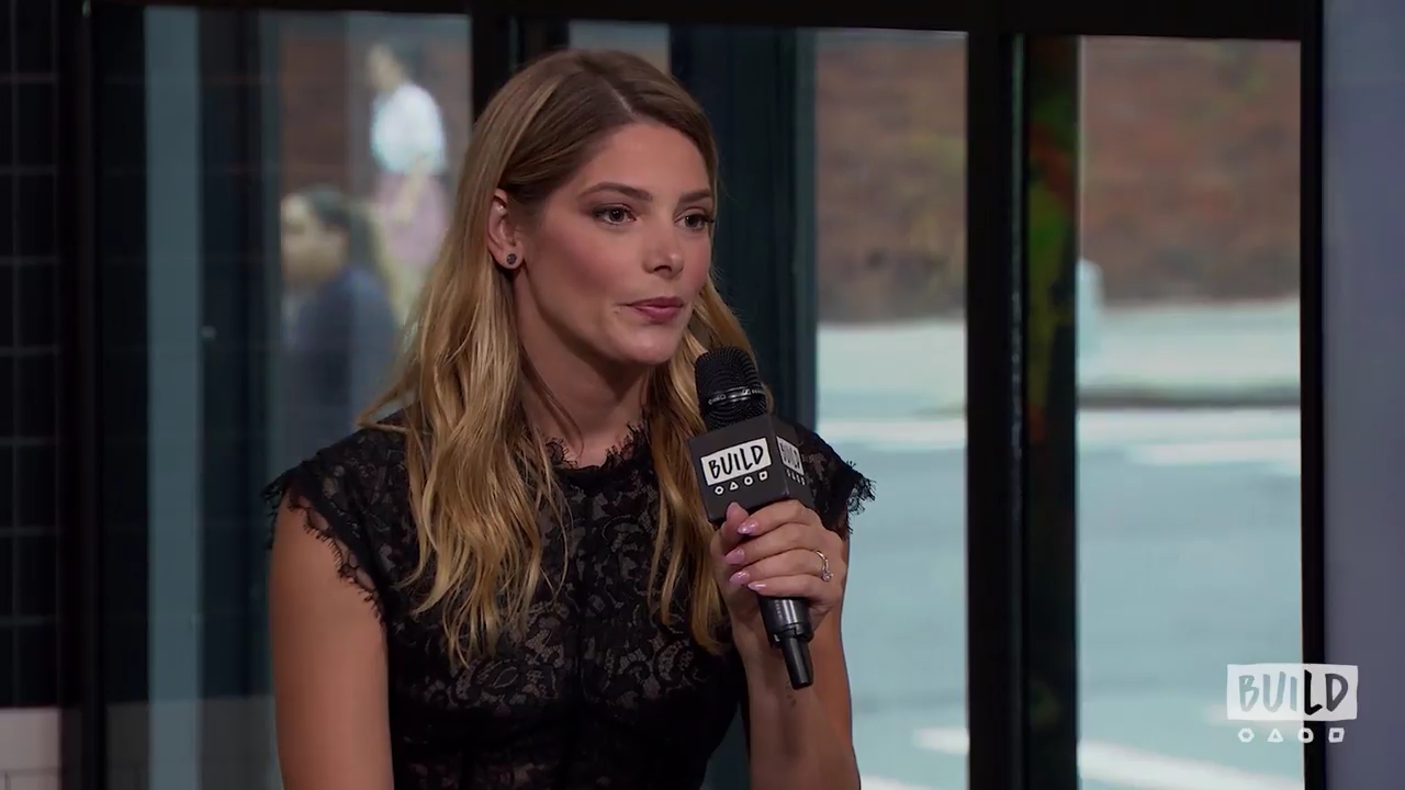 Ashley-Greene-dot-nl_2018AOLBuildSeries0962.jpg