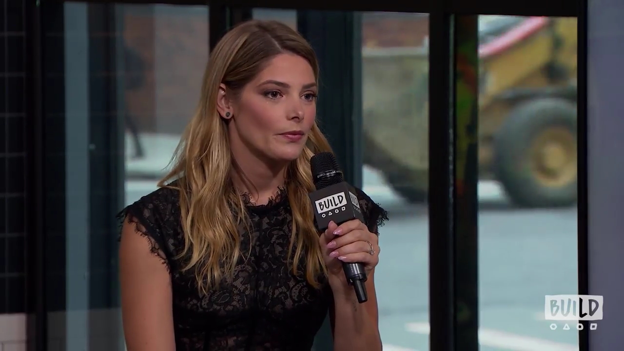 Ashley-Greene-dot-nl_2018AOLBuildSeries0963.jpg