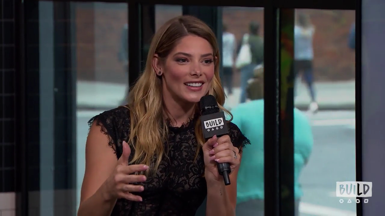 Ashley-Greene-dot-nl_2018AOLBuildSeries1001.jpg