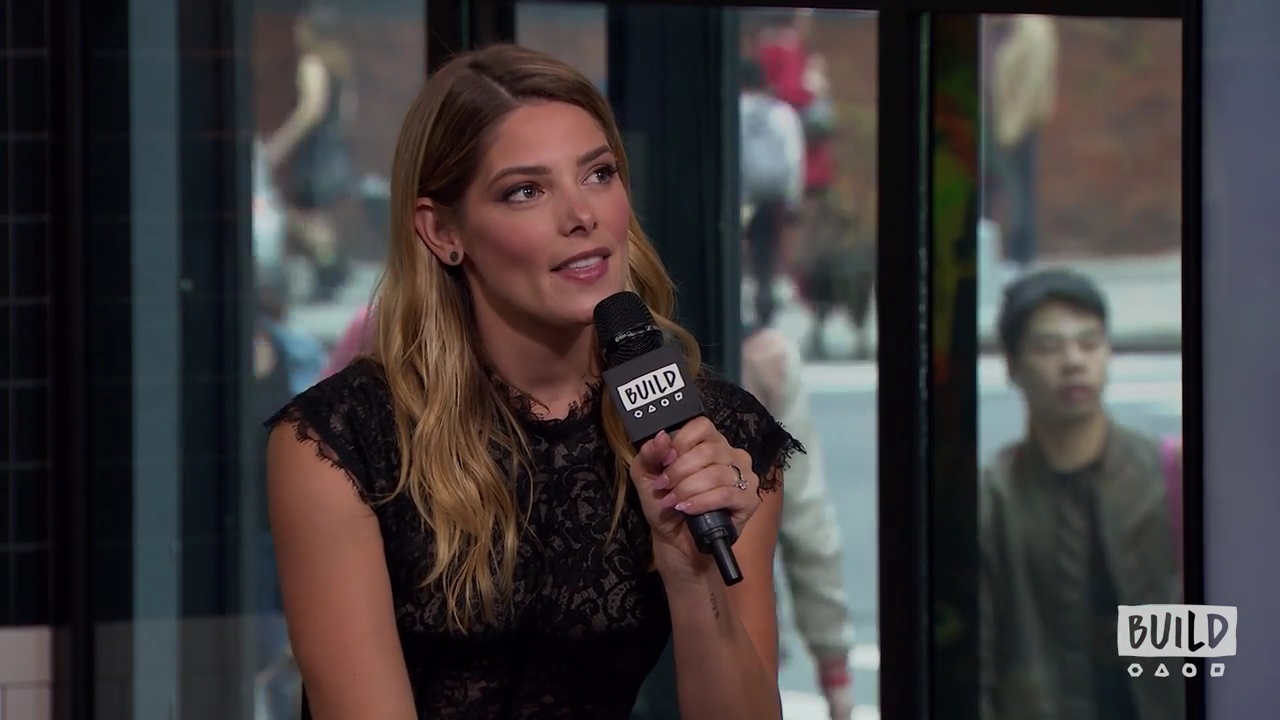 Ashley-Greene-dot-nl_2018AOLBuildSeries1008.jpg