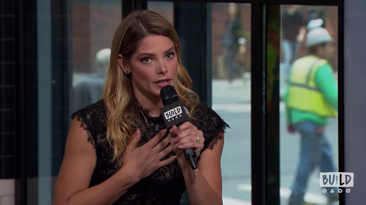 Ashley-Greene-dot-nl_2018AOLBuildSeries1025.jpg