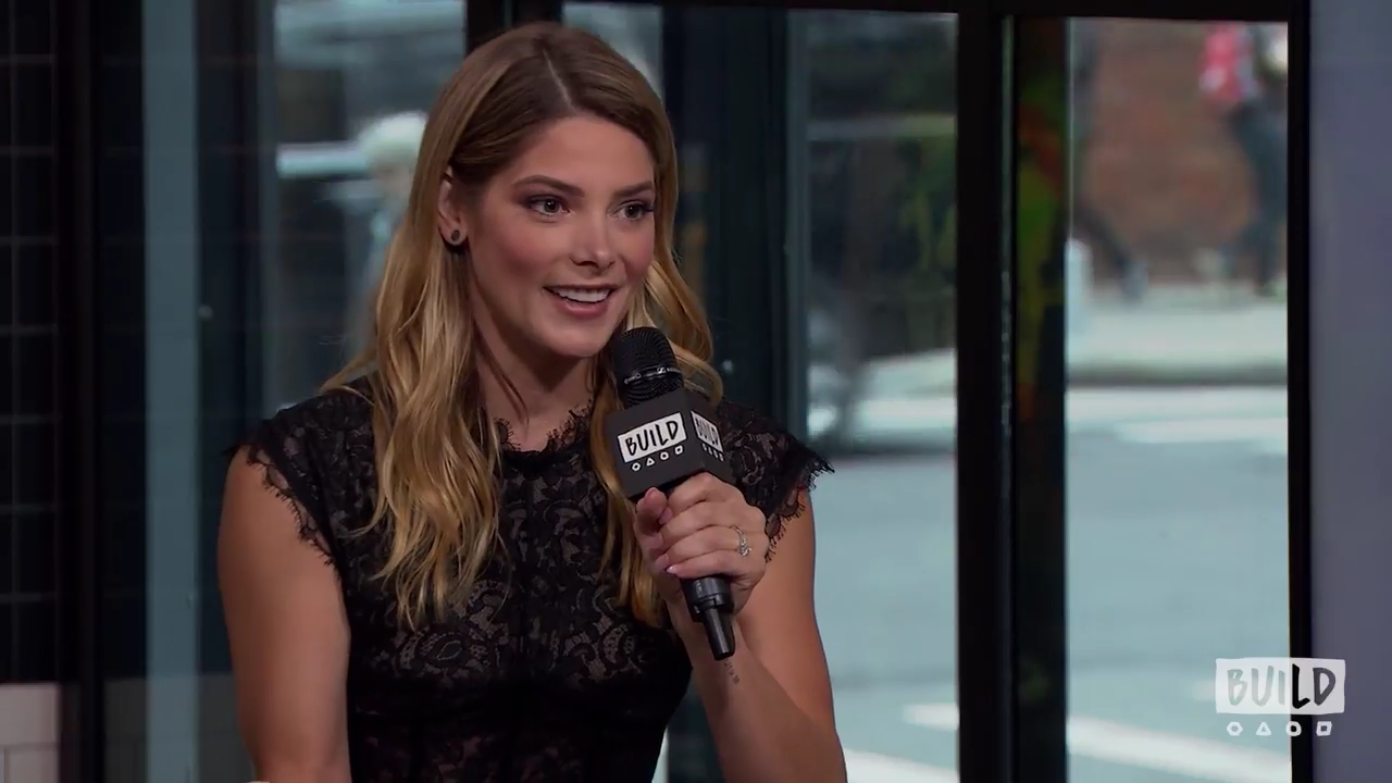 Ashley-Greene-dot-nl_2018AOLBuildSeries1036.jpg