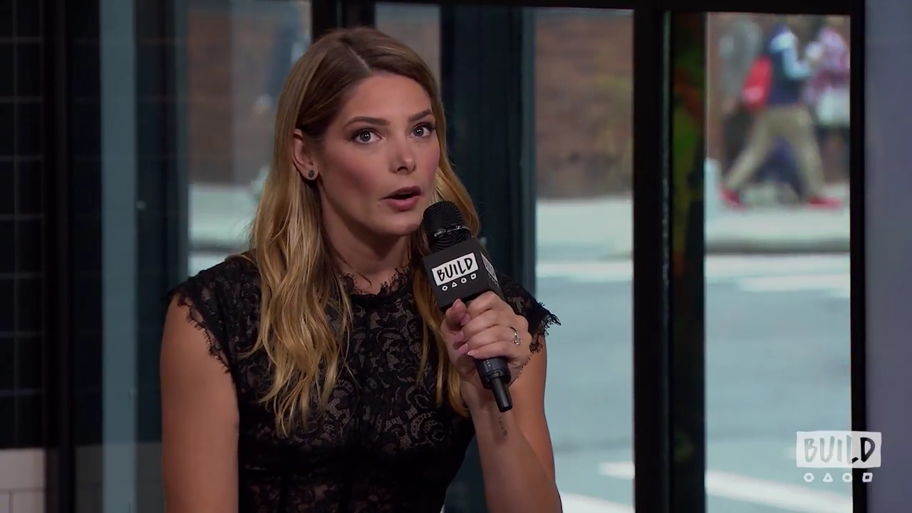 Ashley-Greene-dot-nl_2018AOLBuildSeries1039.jpg