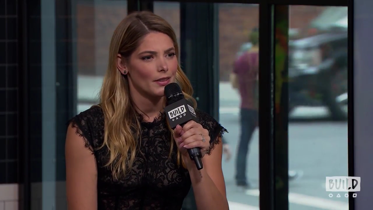 Ashley-Greene-dot-nl_2018AOLBuildSeries1045.jpg