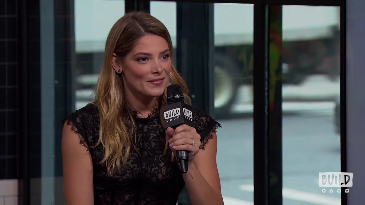 Ashley-Greene-dot-nl_2018AOLBuildSeries1050.jpg