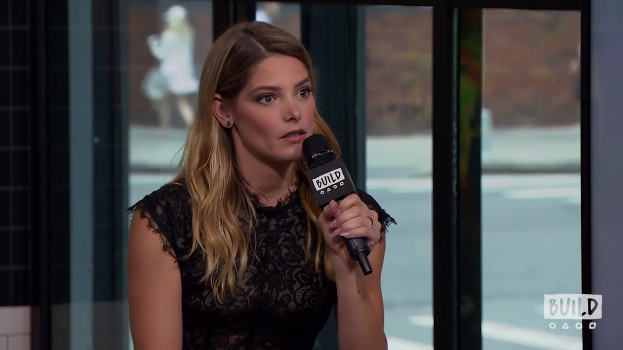 Ashley-Greene-dot-nl_2018AOLBuildSeries1056.jpg