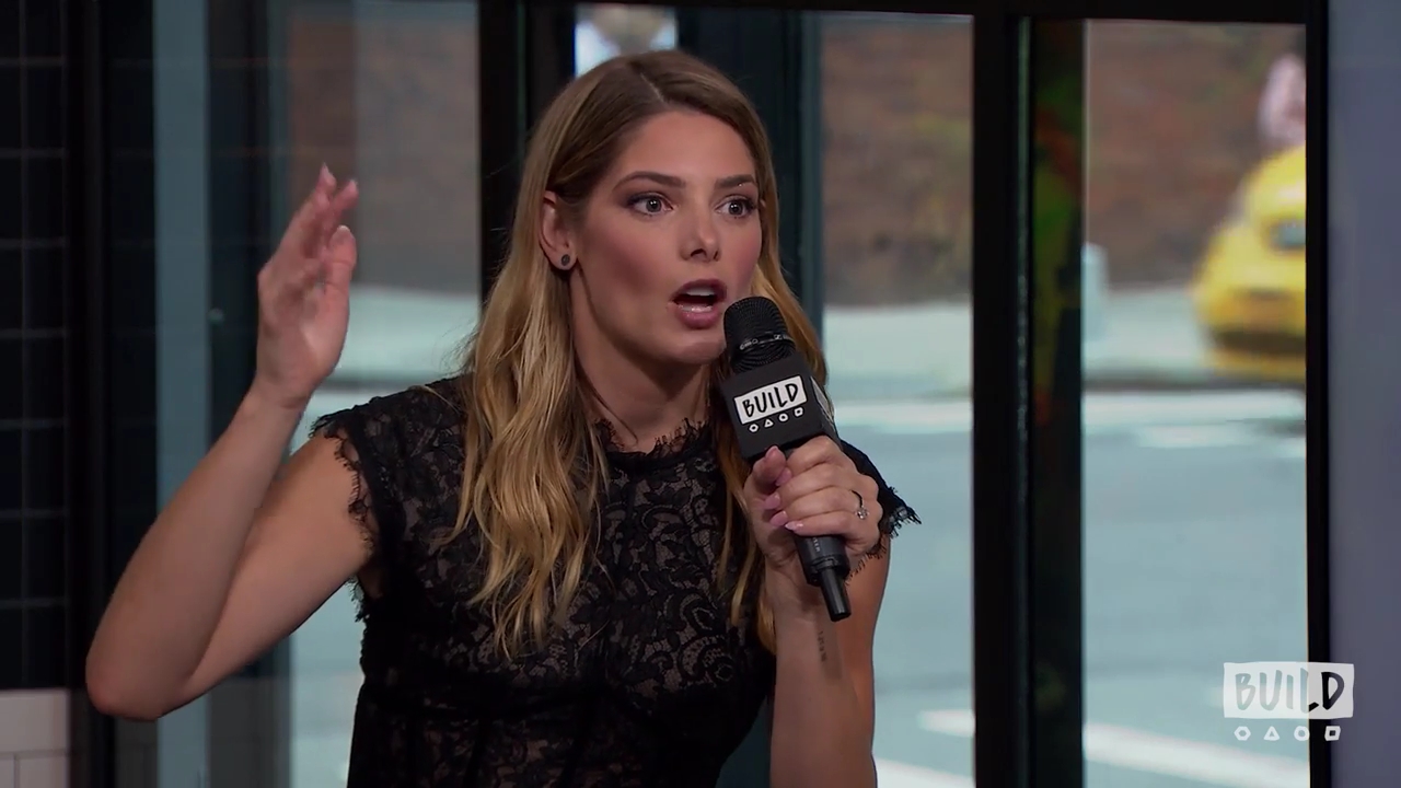 Ashley-Greene-dot-nl_2018AOLBuildSeries1058.jpg