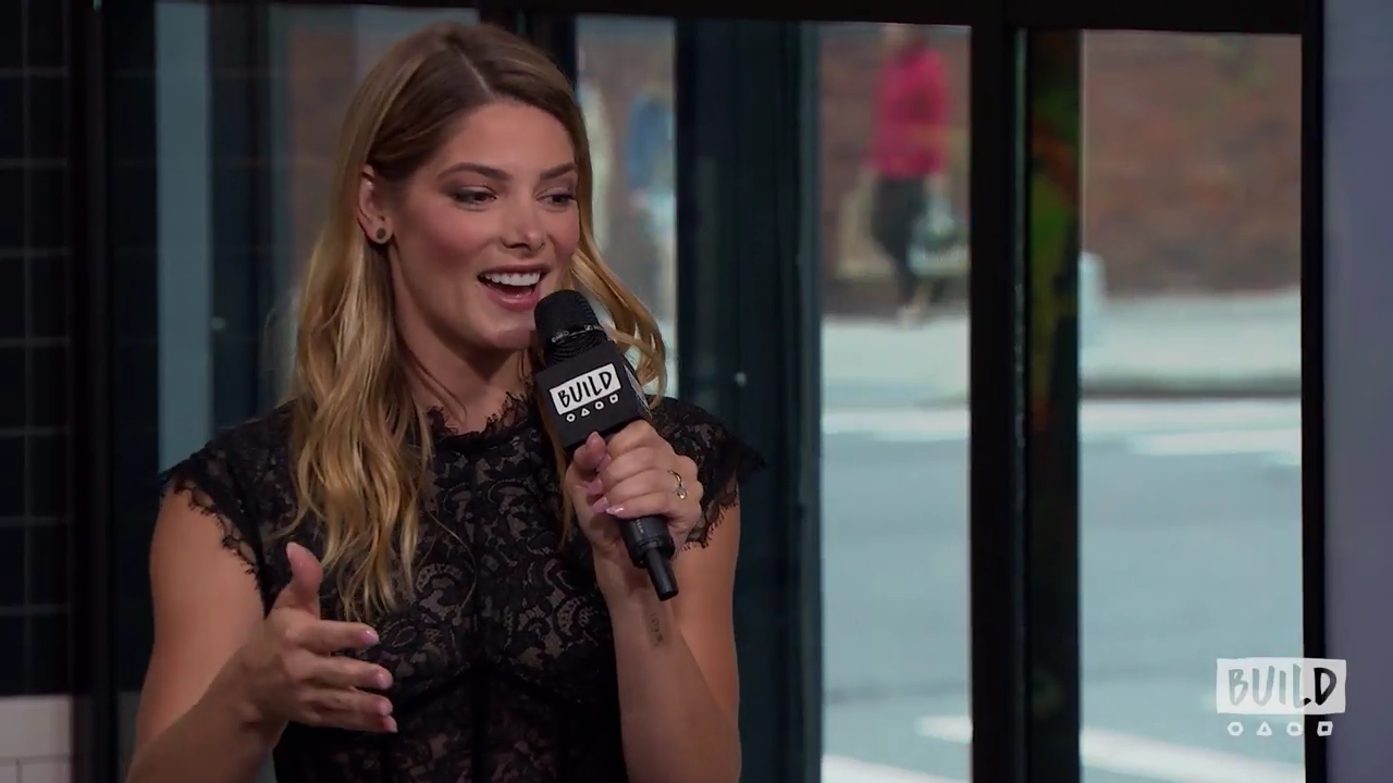 Ashley-Greene-dot-nl_2018AOLBuildSeries1090.jpg