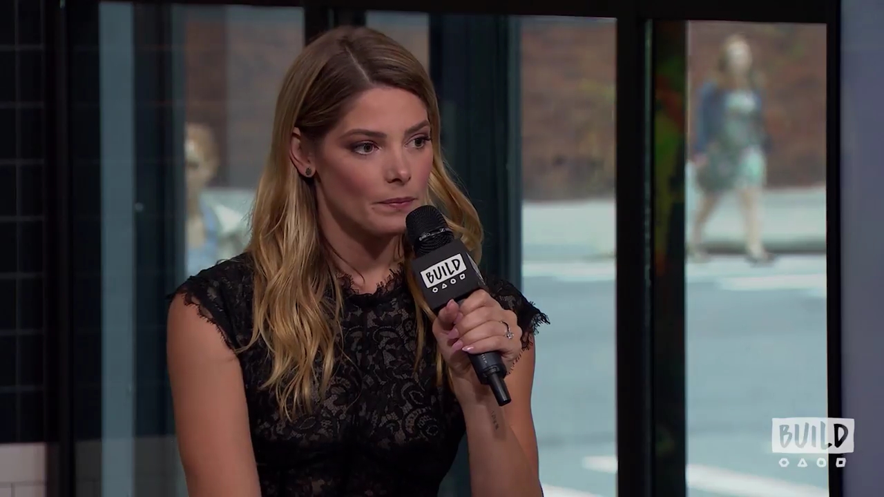 Ashley-Greene-dot-nl_2018AOLBuildSeries1094.jpg
