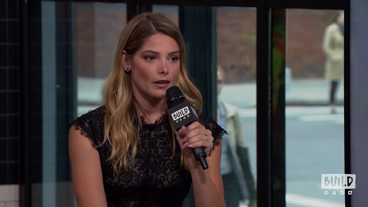Ashley-Greene-dot-nl_2018AOLBuildSeries1096.jpg