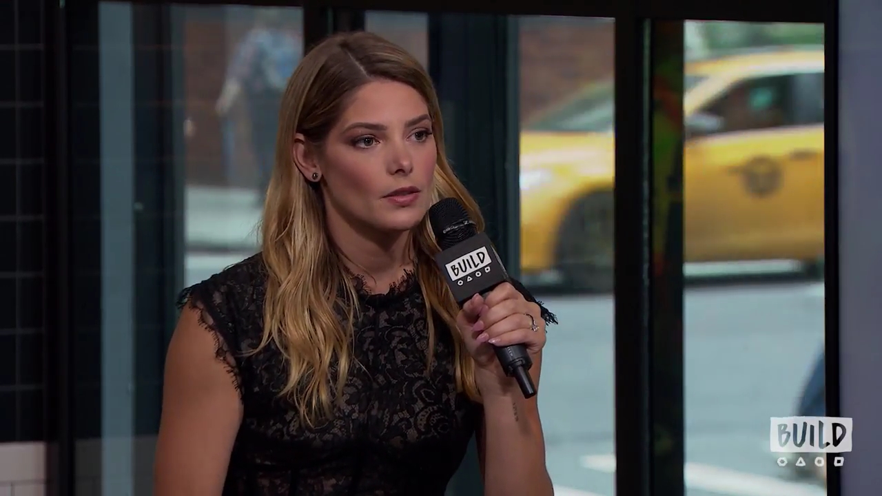Ashley-Greene-dot-nl_2018AOLBuildSeries1124.jpg