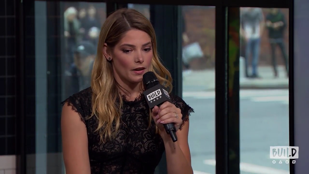 Ashley-Greene-dot-nl_2018AOLBuildSeries1135.jpg
