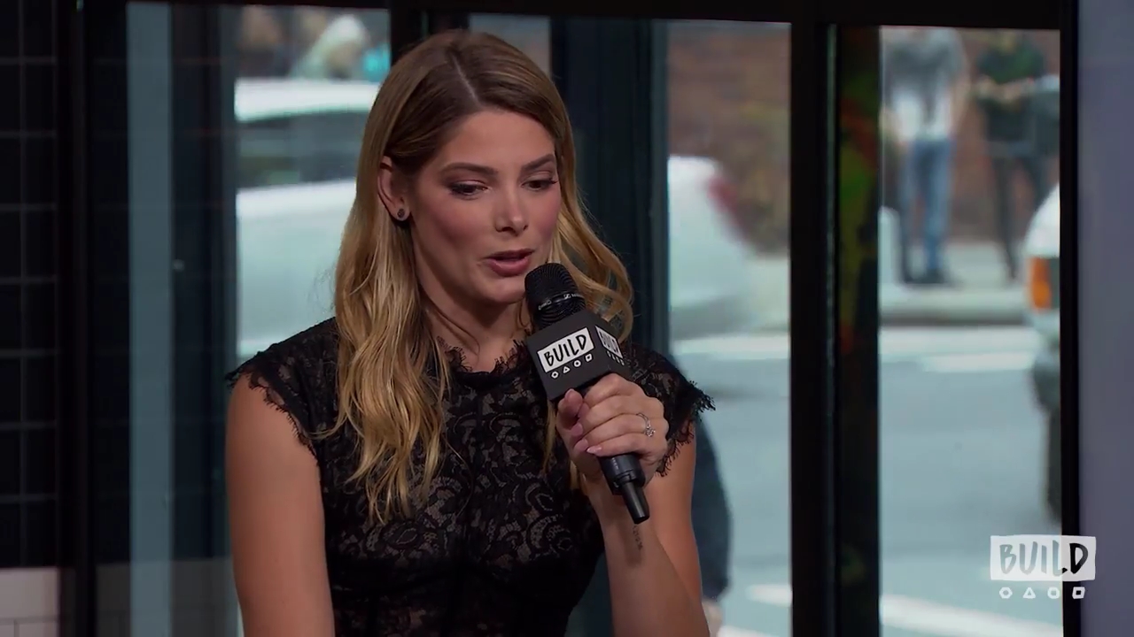 Ashley-Greene-dot-nl_2018AOLBuildSeries1137.jpg