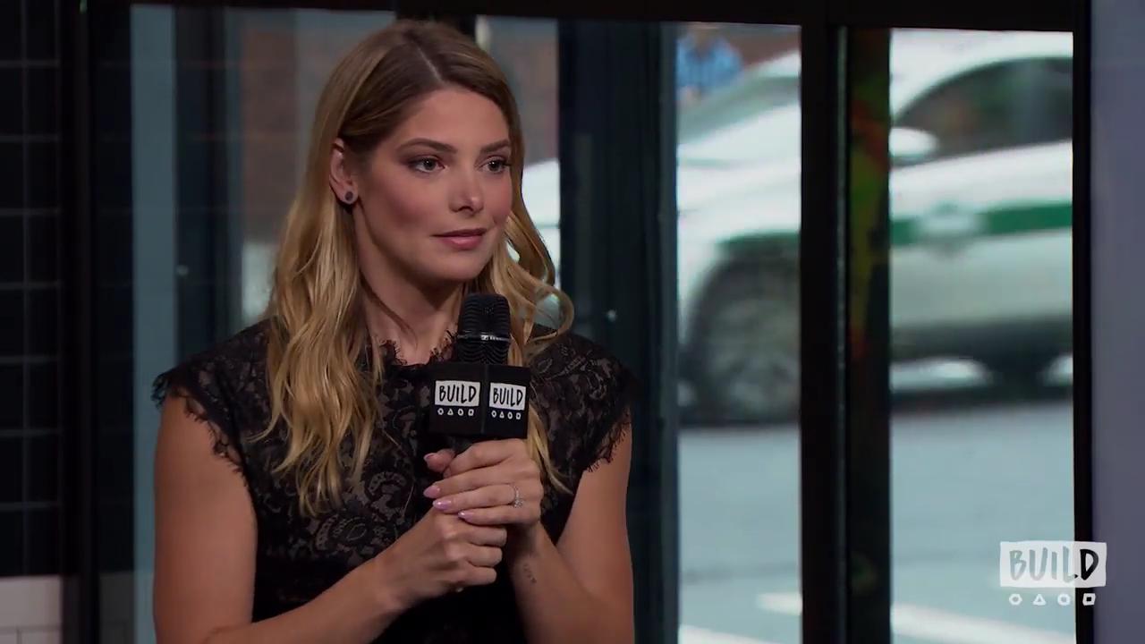Ashley-Greene-dot-nl_2018AOLBuildSeries1141.jpg
