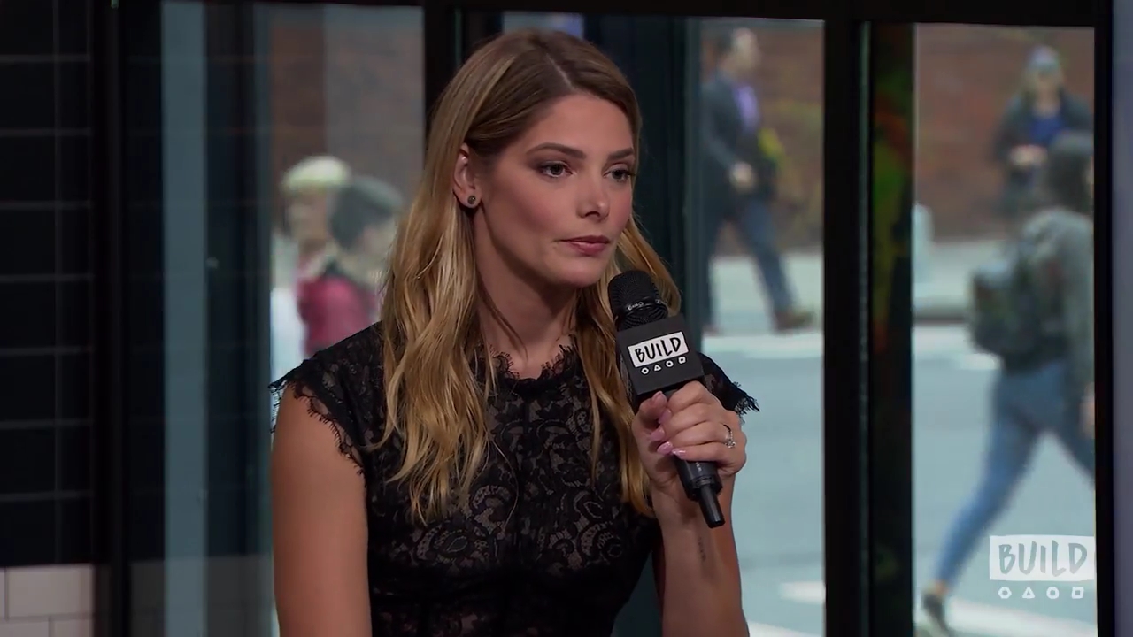 Ashley-Greene-dot-nl_2018AOLBuildSeries1190.jpg