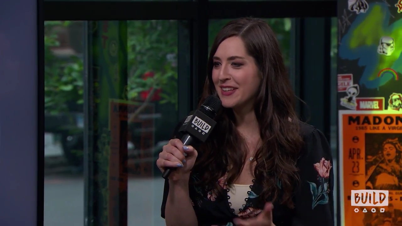 Ashley-Greene-dot-nl_2018AOLBuildSeries1193.jpg