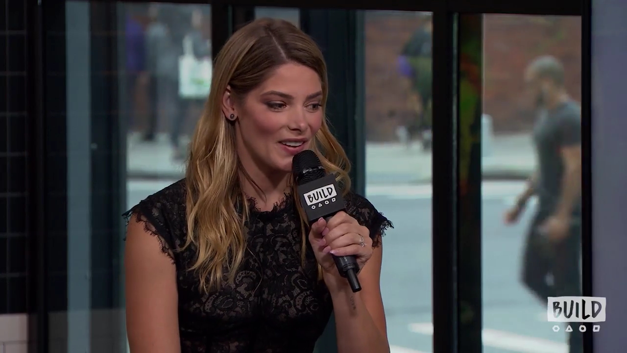 Ashley-Greene-dot-nl_2018AOLBuildSeries1195.jpg