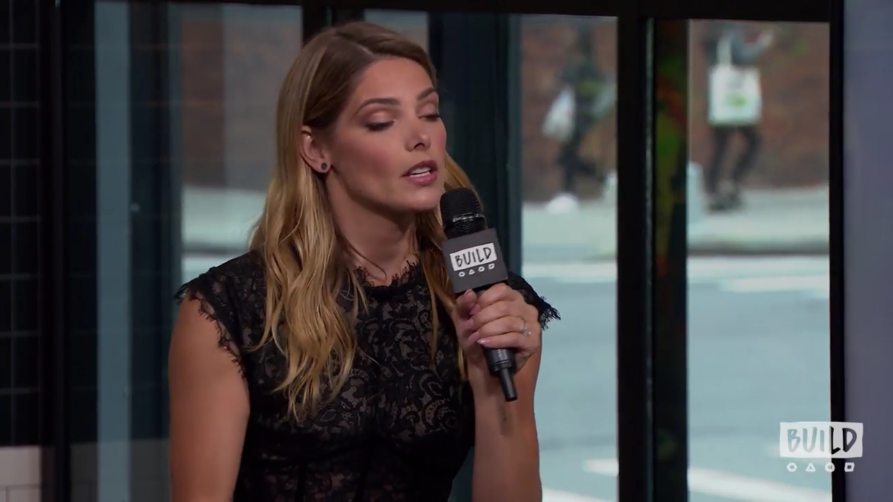 Ashley-Greene-dot-nl_2018AOLBuildSeries1198.jpg