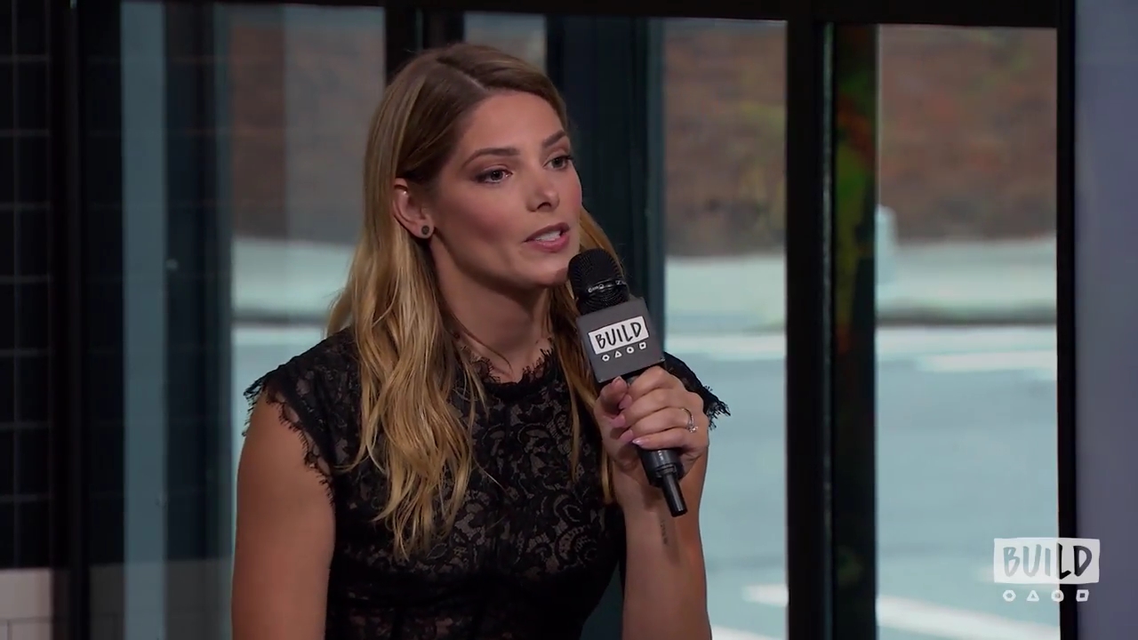 Ashley-Greene-dot-nl_2018AOLBuildSeries1199.jpg