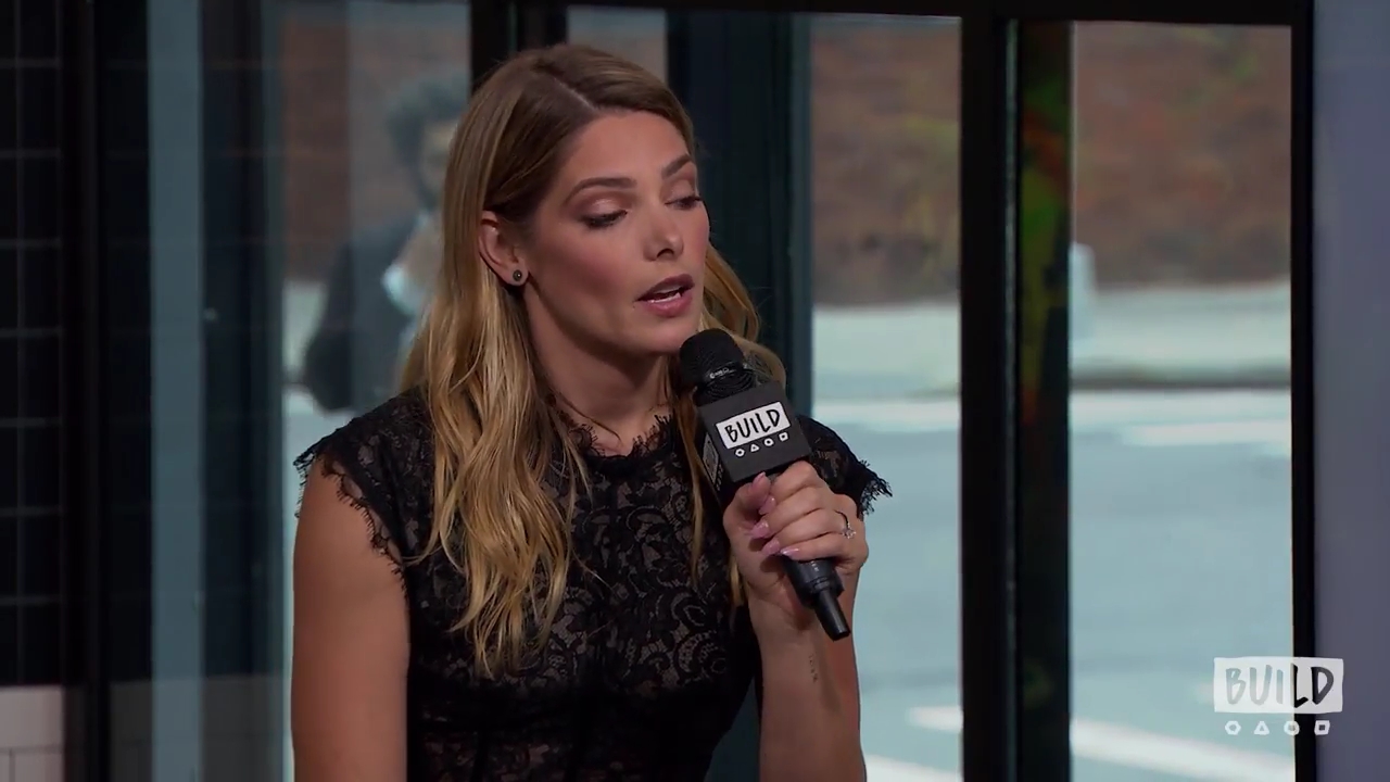 Ashley-Greene-dot-nl_2018AOLBuildSeries1204.jpg