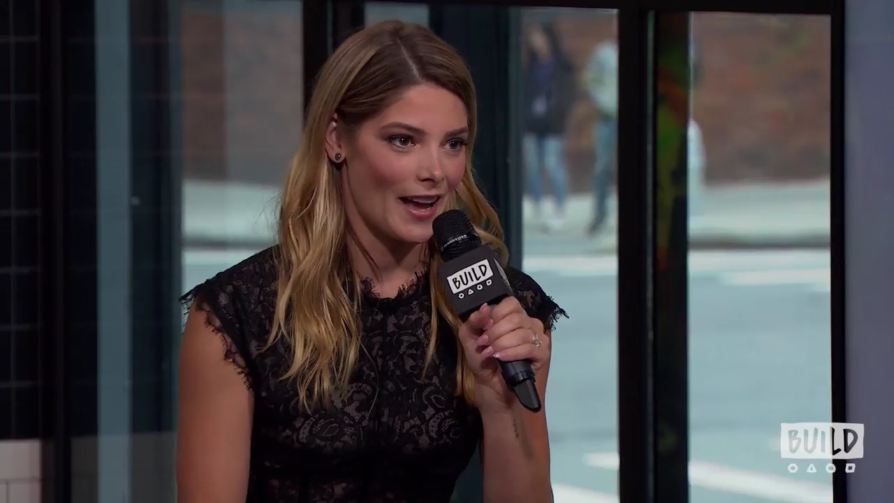 Ashley-Greene-dot-nl_2018AOLBuildSeries1231.jpg