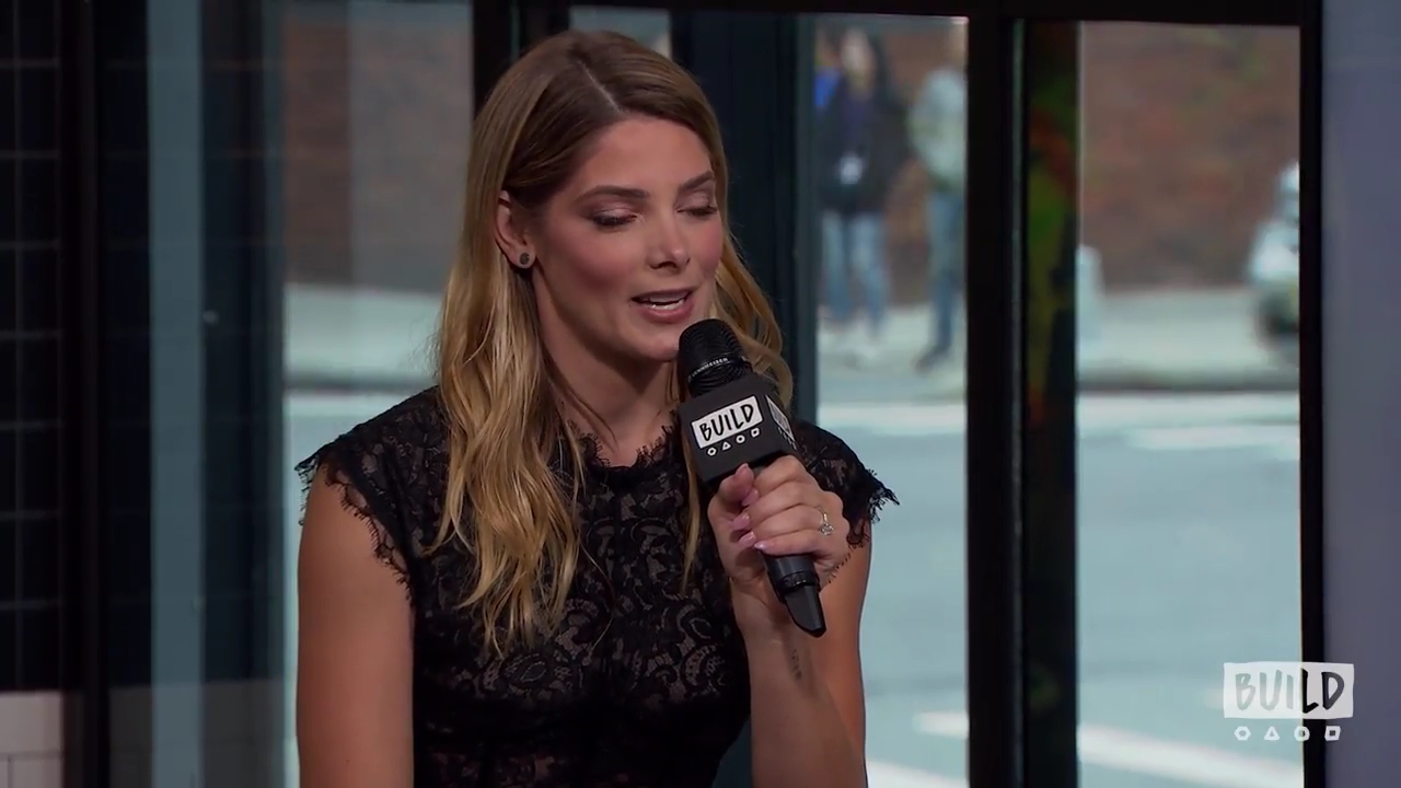 Ashley-Greene-dot-nl_2018AOLBuildSeries1236.jpg
