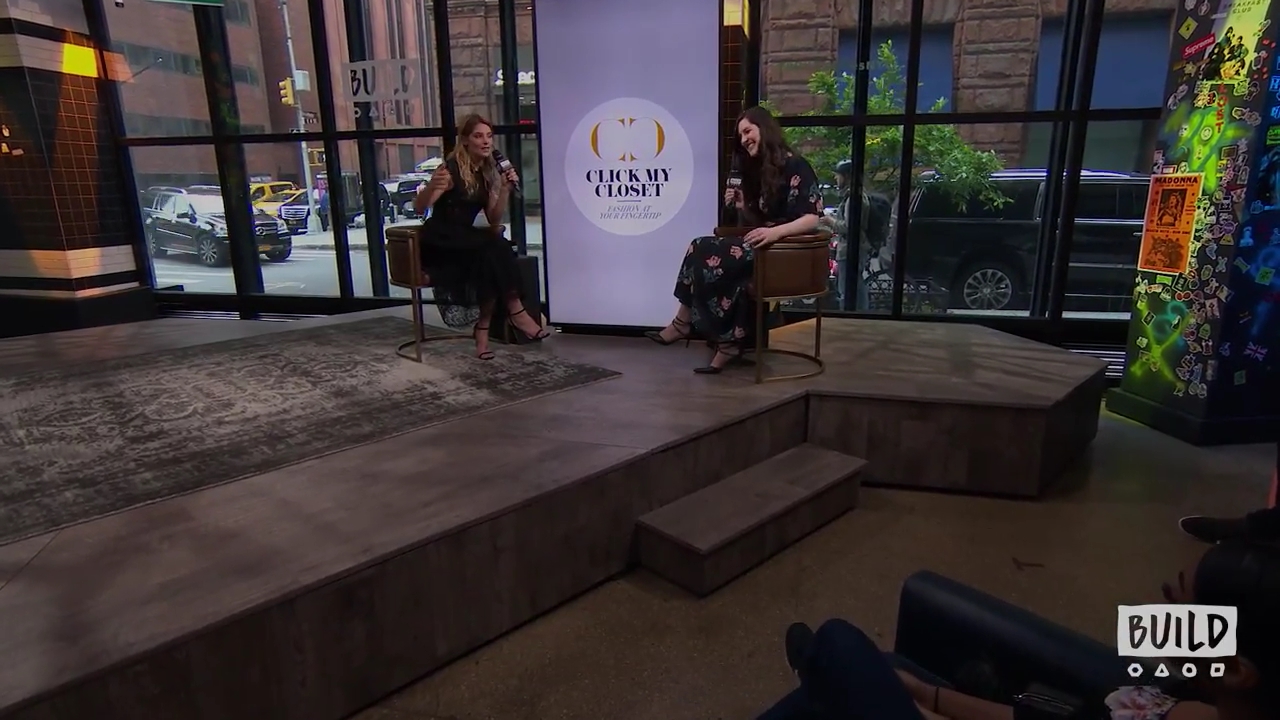 Ashley-Greene-dot-nl_2018AOLBuildSeries1241.jpg