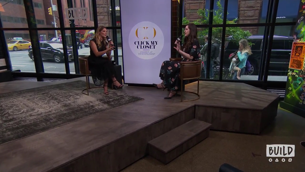 Ashley-Greene-dot-nl_2018AOLBuildSeries1245.jpg
