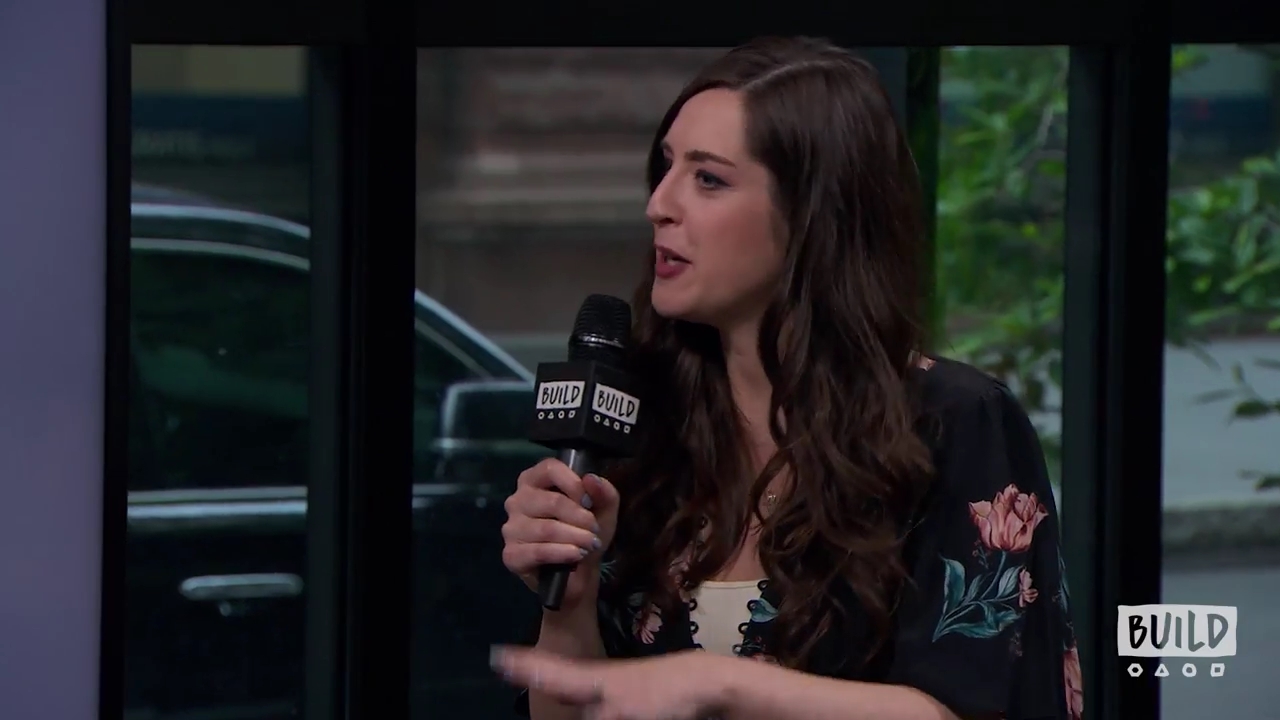 Ashley-Greene-dot-nl_2018AOLBuildSeries1254.jpg