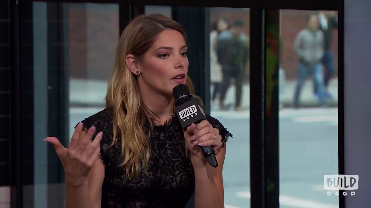 Ashley-Greene-dot-nl_2018AOLBuildSeries1263.jpg