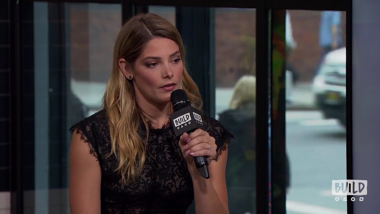 Ashley-Greene-dot-nl_2018AOLBuildSeries1298.jpg