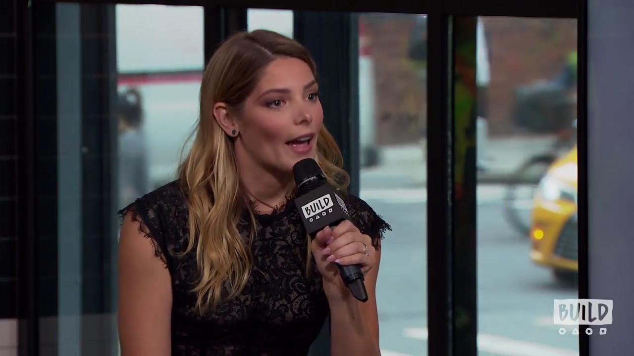 Ashley-Greene-dot-nl_2018AOLBuildSeries1307.jpg