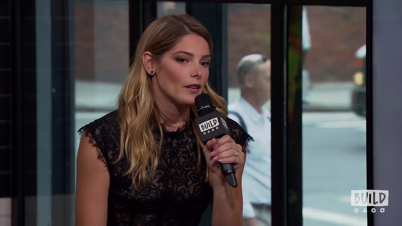 Ashley-Greene-dot-nl_2018AOLBuildSeries1321.jpg