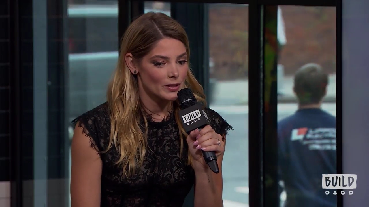 Ashley-Greene-dot-nl_2018AOLBuildSeries1332.jpg